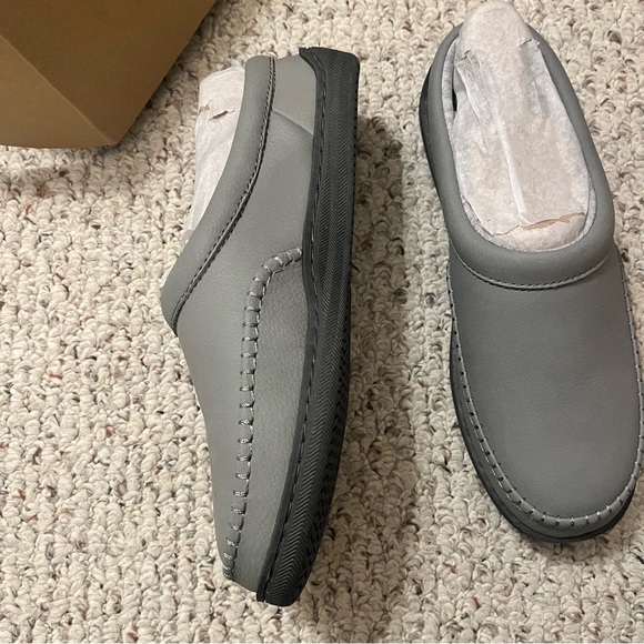 NEW IN BOX My Pillow My Slippers Women’s Slip Ons - Picture 10 of 10